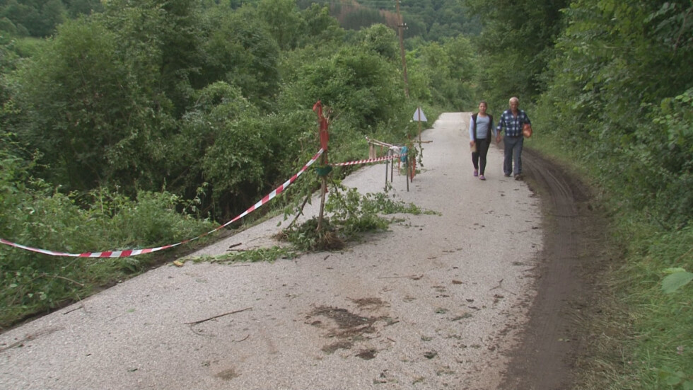 Сериозни поражения след наводненията и във врачанското село Лютидол
