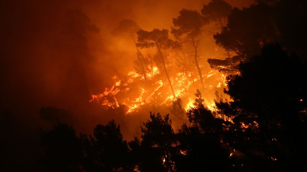 Пожарите в Хърватия продължават вече втори ден