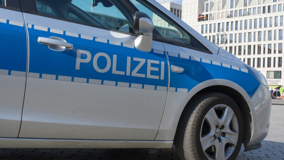 "Билд": Германската полиция е обезвредила самоделна бомба на влак до Кьолн 