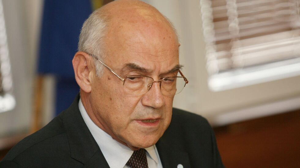 Парламентът ще разгледа поисканата оставка на председателя на КЕВР