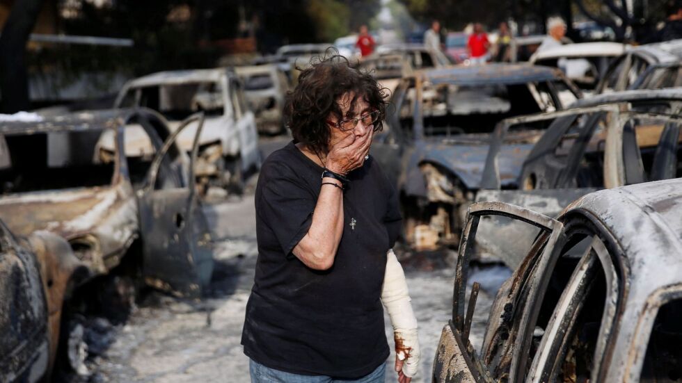 Огненият ад в Гърция взе десетки жертви (ОБНОВЕНА)