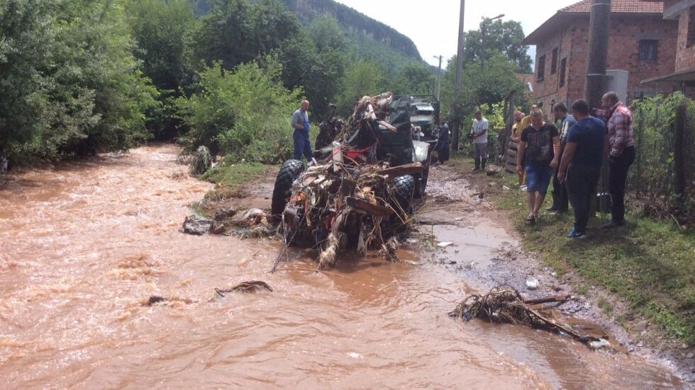 Мъж е загинал при наводненията в Тетевенско