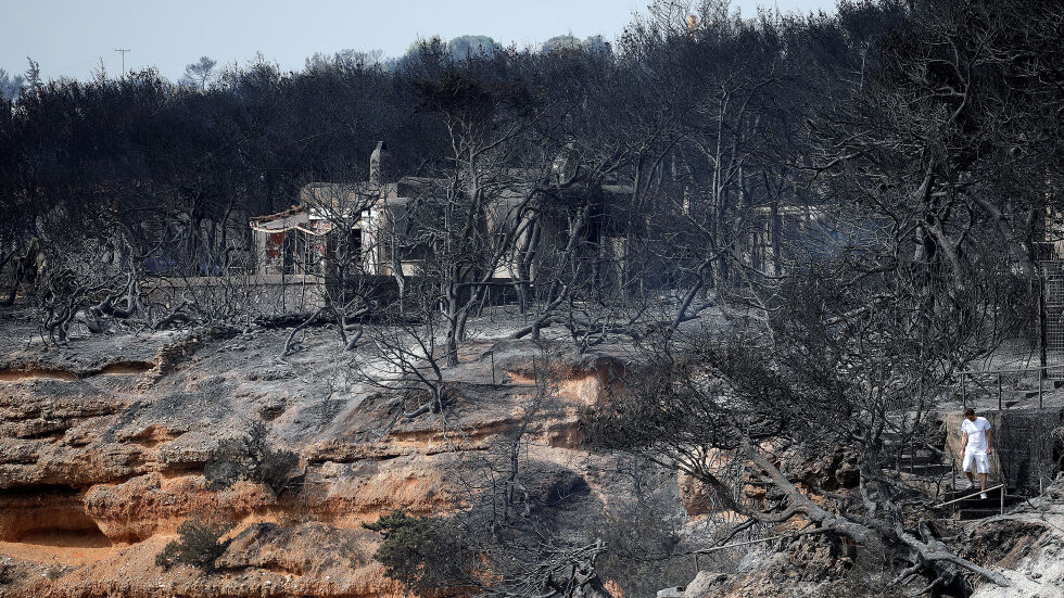 Три дни траур в Гърция заради жертвите от пожарите (ОБЗОР)