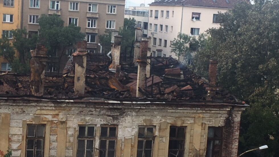 Янко Иванов за пожара в „Царските конюшни”: Опожарената сграда не е наша