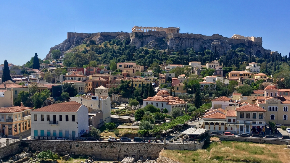 Атина - кръстопътят между минало и настояще