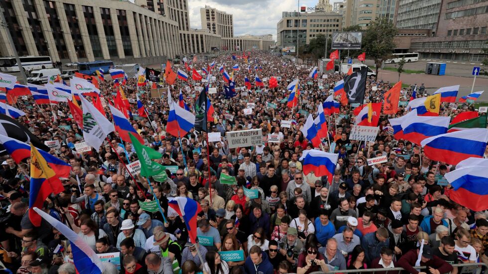 Над 20 000 души в центъра на Москва поискаха свободни местни избори
