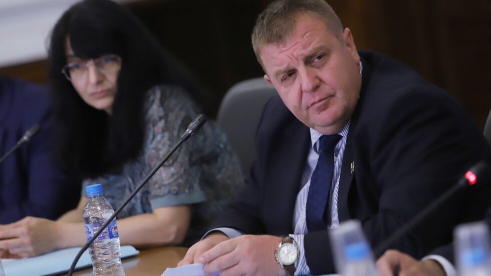 Каракачанов за малката коалиция: Може да сключим индивидуални споразумения с ГЕРБ