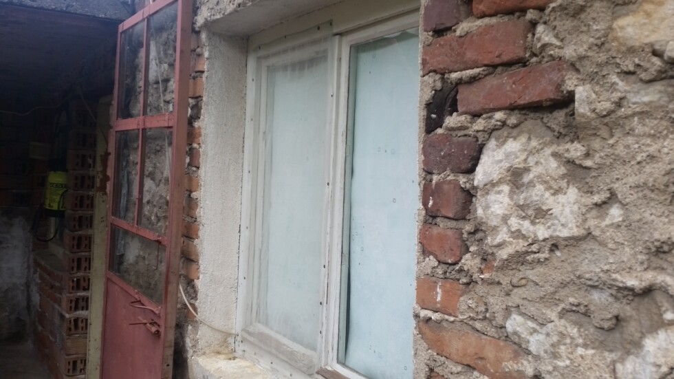 Отново бита и ограбена възрастна жена в дома ѝ в Белово
