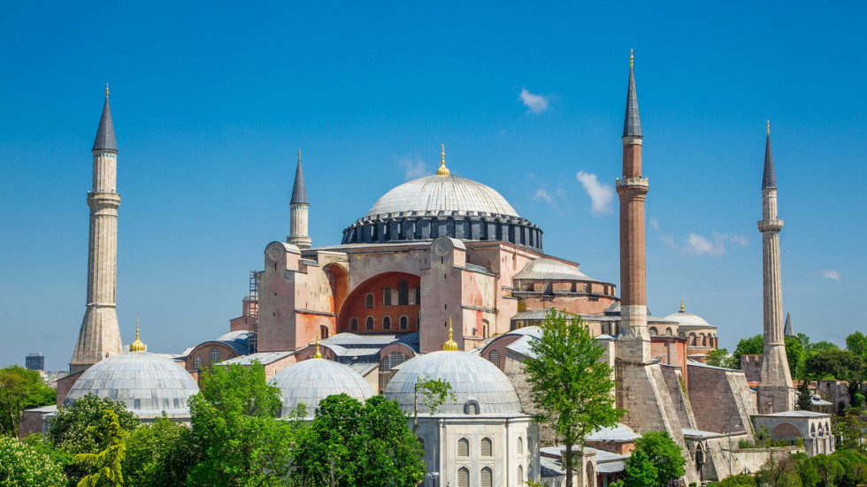 БПЦ подготвя позиция за плановете „Света София“ в Истанбул да стане джамия
