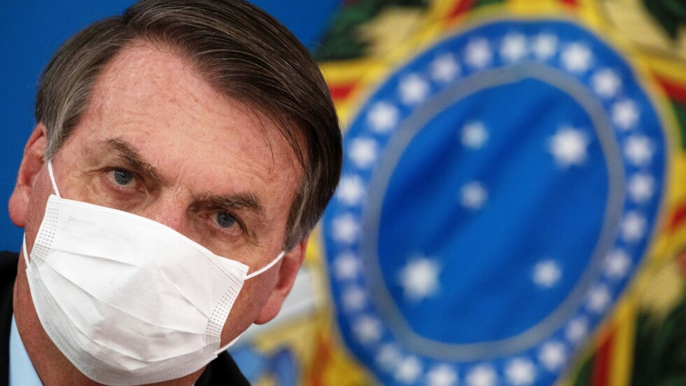 Президентът на Бразилия Жаир Болсонаро е с положителен тест за коронавирус