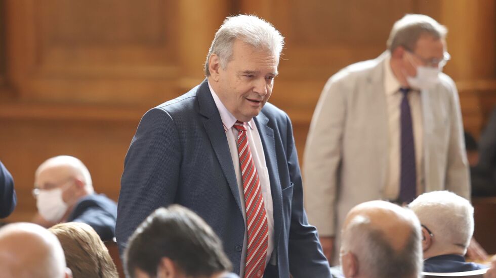 Александър Паунов напуска парламентарната група на БСП 