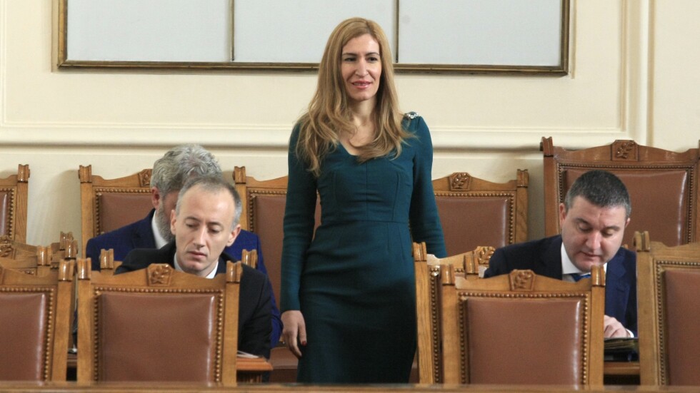 Горанов и Ангелкова могат да се върнат на депутатската банка