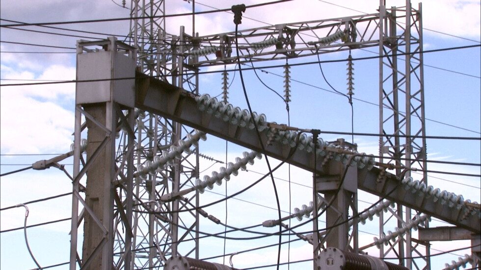 Служебният кабинет предлага нови мерки заради високите цени на тока и газа