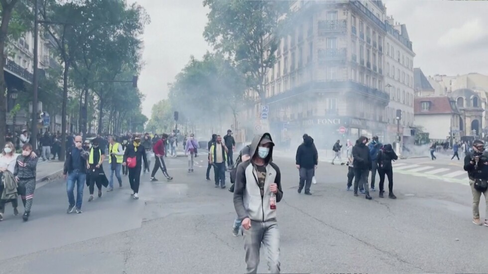 Протести във Франция срещу „здравния пропуск“
