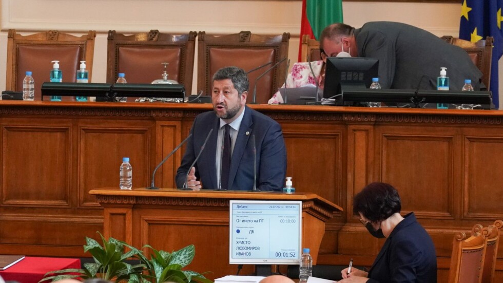 Христо Иванов: България е в криза, корупцията е суспендирала републиката