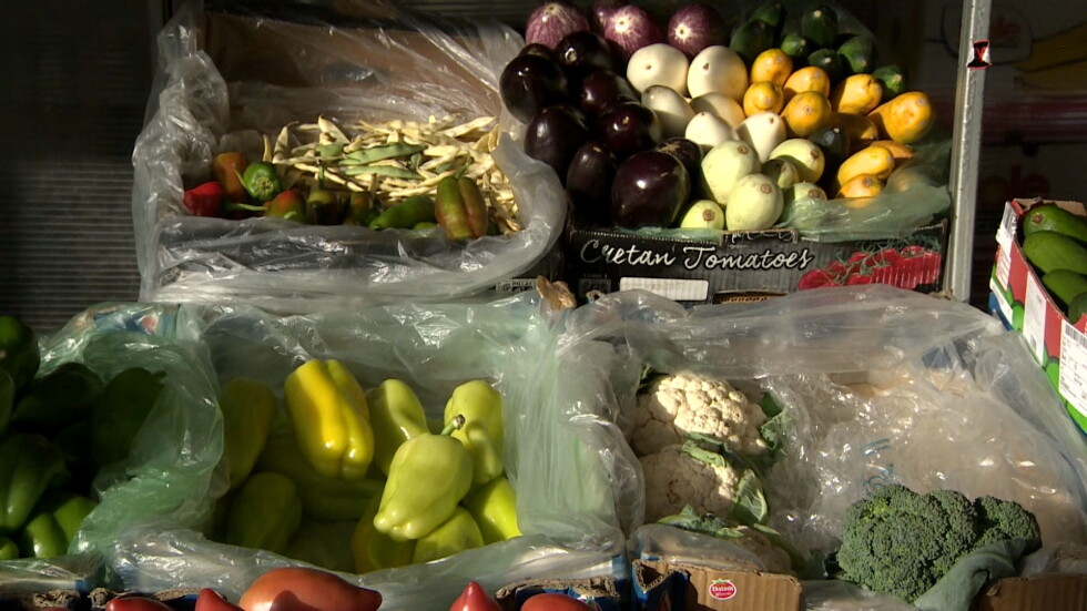 Скок в цените на основните храни, плодове и зеленчуци