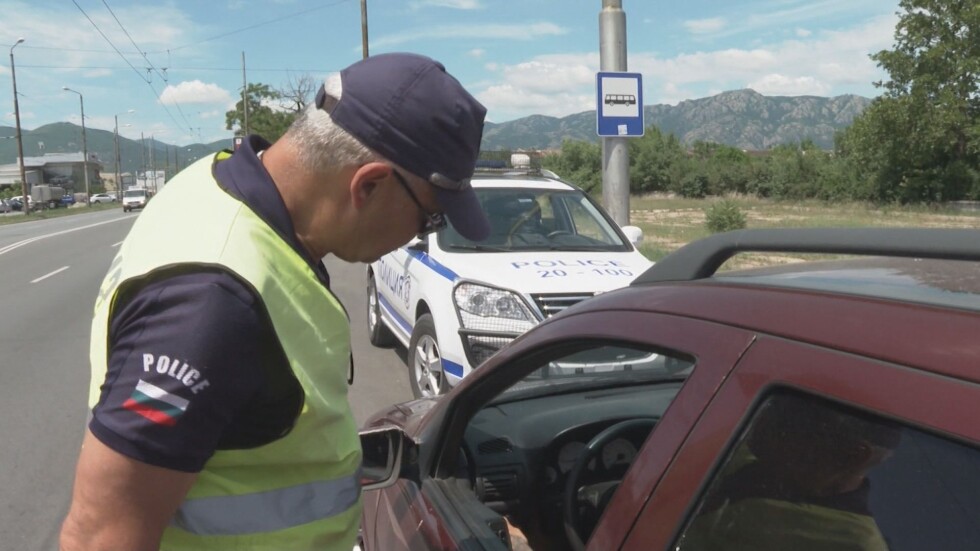 "Пътната полиция" извършва широкомащабен контрол, следят товарните автомобили