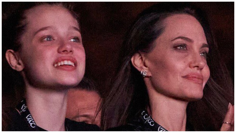 Анджелина Джоли и дъщеря ѝ Шайло куфеят на концерт на Манескин в Рим