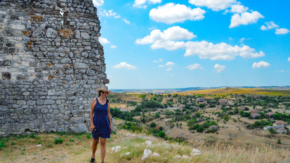 Създателката на блога „Пътешествия без край” - Никополските Малдиви и други тайни кътчета на България