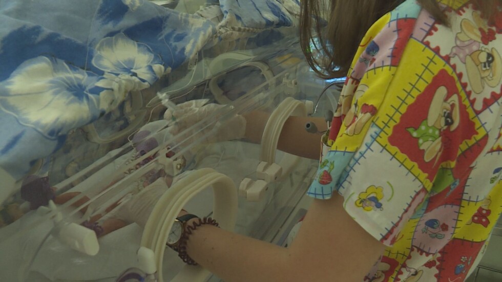 Още едно бебе е спасено с линейката за недоносени деца на „Капачки за бъдеще“