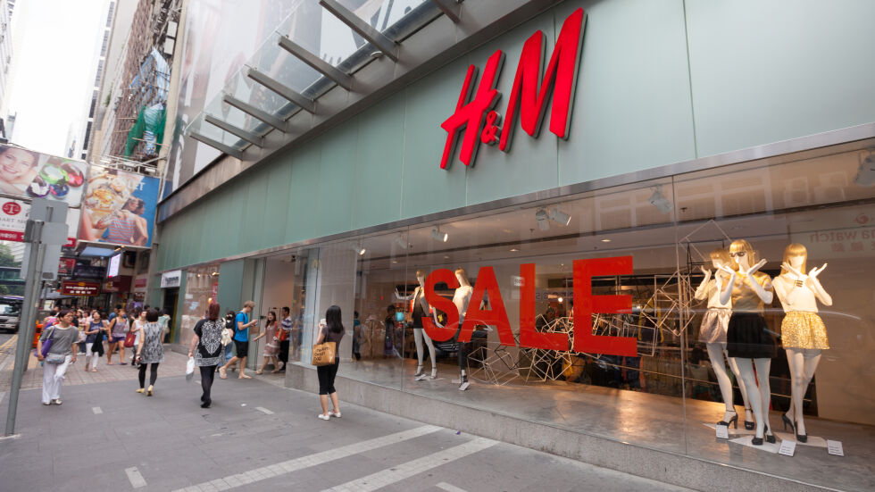 H&M  отново отваря врати в Украйна