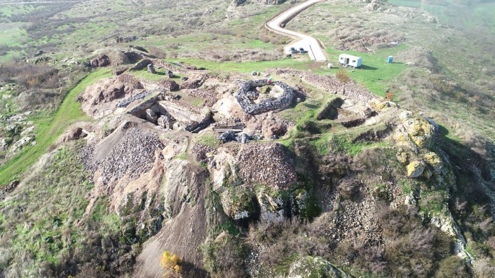 Започнаха разкопките на водохранилището в замъка на средновековния град Русокастро
