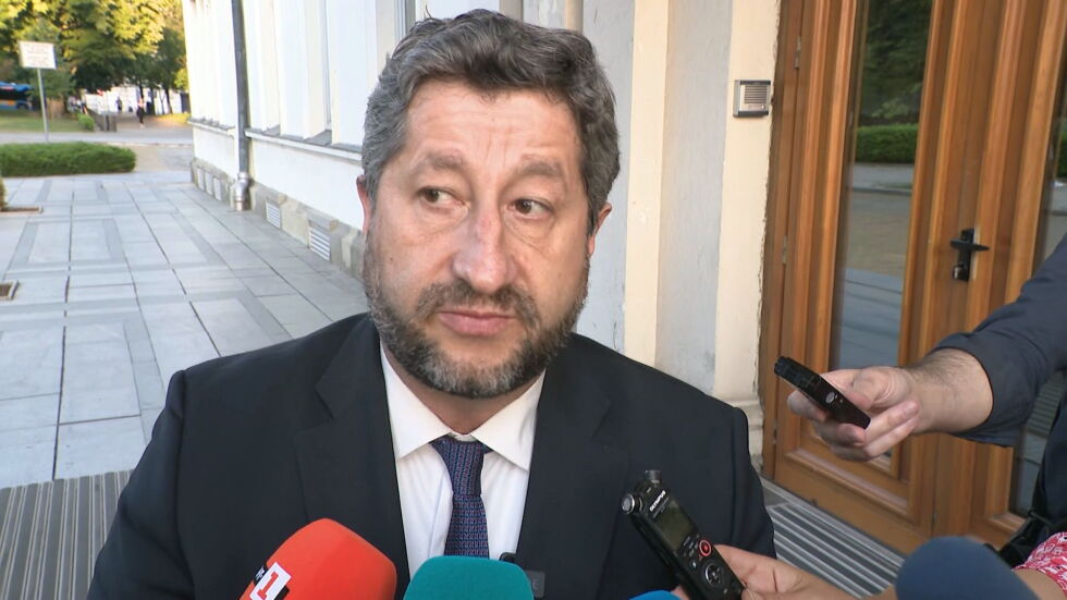 Иванов: Ако Слави Трифонов реши за четвърти път да счупи всичко, ДБ ще отиде на избори 