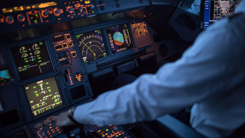 Симулационен полет до пилота: Как да превъзмогнем страха от летене?