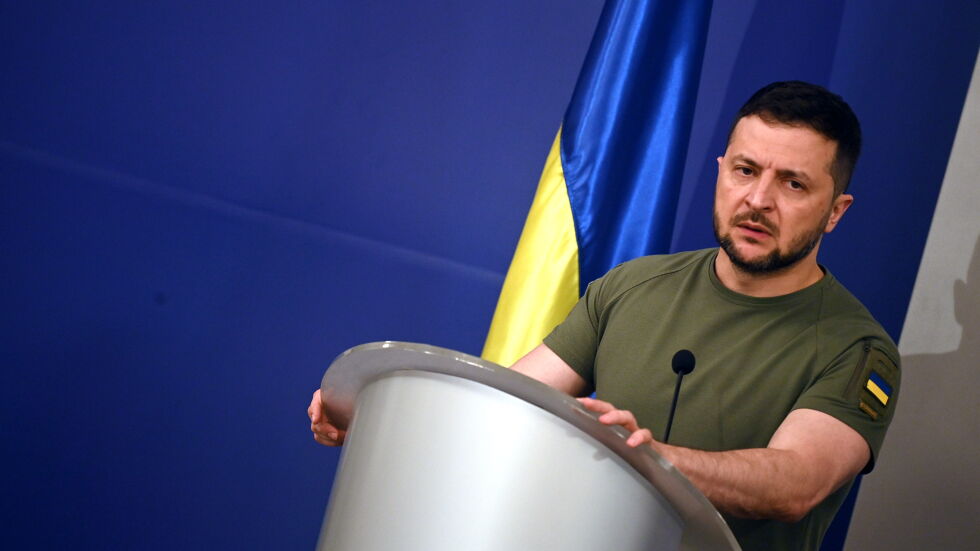 Зеленски сменя украинския министър на отбраната