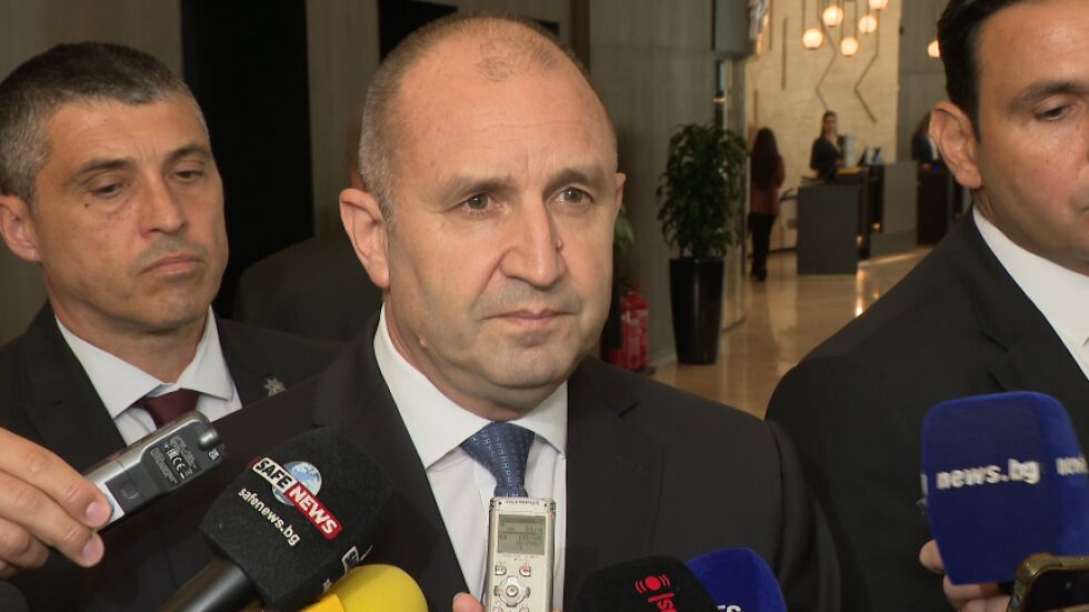 Радев за срещата със Зеленски: Винаги съм защитавал българския интерес, а не на други държави