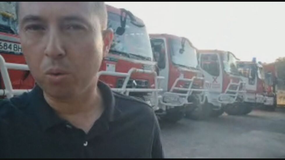Български пожарникар: Очаква се силен вятър на Корфу, възможно е разпалването на нови огнища