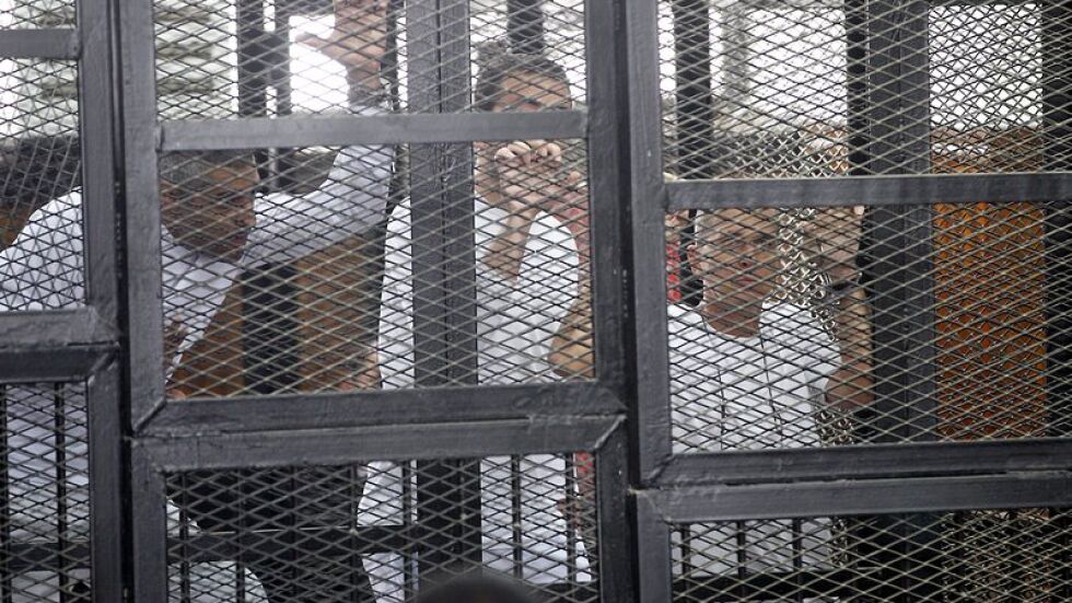 Египет осъди на три години затвор тримата журналисти от „Ал Джазира”