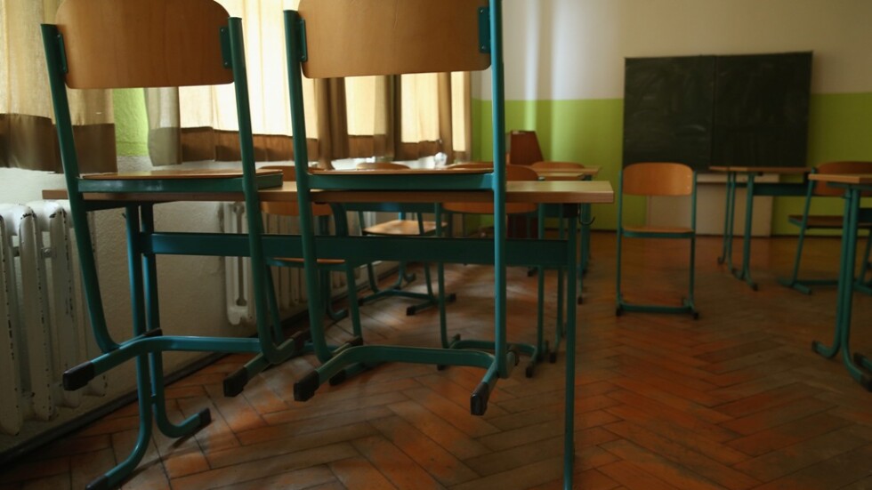 11 учители са писали неправомерно оценки на починалата ученичка в Пловдив