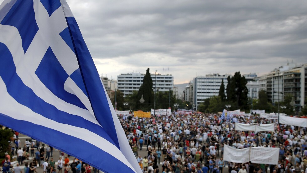 Гърция e все по-близо до фалита