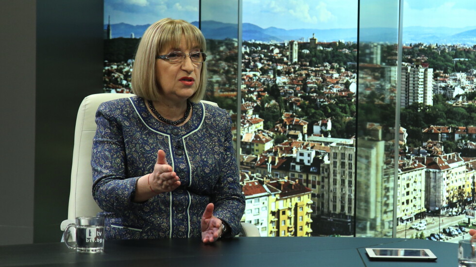 Цецка Цачева: Кандидат-президентът на ГЕРБ ще бъде обявен не по-рано от края на лятото 