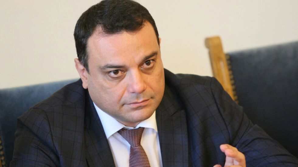 Транспортният министър освободи шефа на ДАИ – София