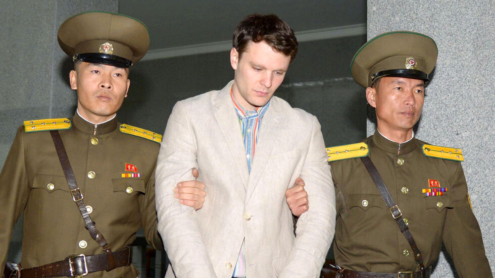 Освободеният от Северна Корея американски студент е починал в болница