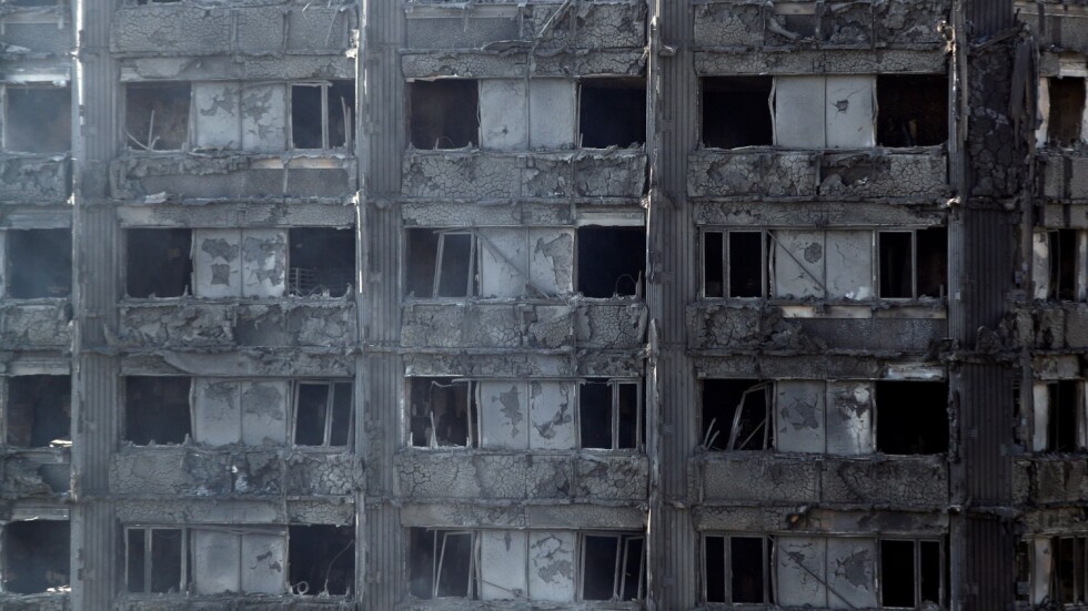 Броят на жертвите на пожара в Лондон нарасна на 17