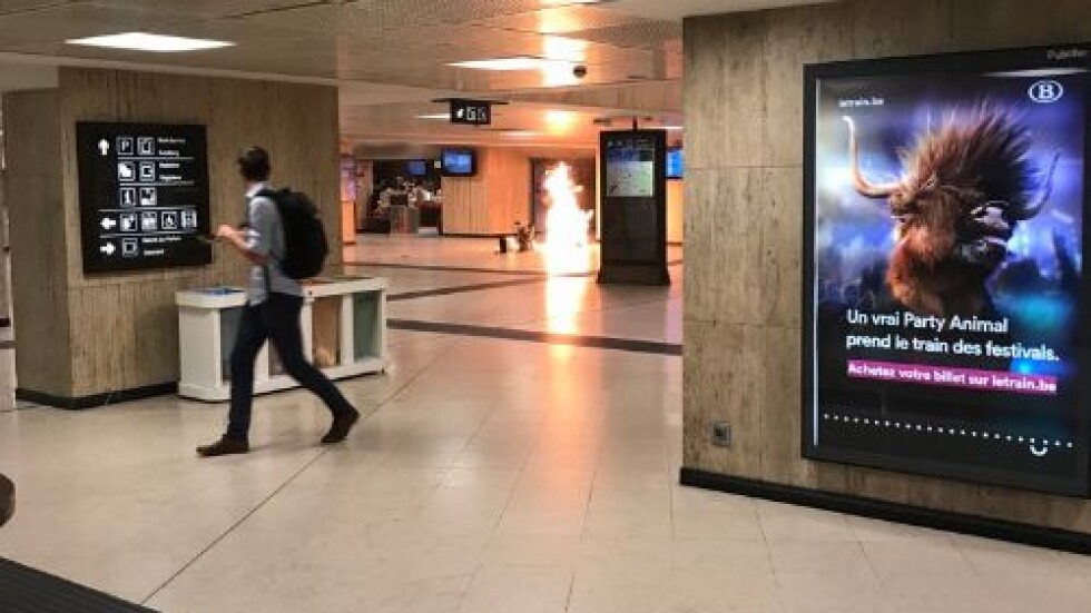 Застреляха мъж, носещ колан с експлозиви, на Централната гара в Брюксел (СНИМКИ И ВИДЕО)