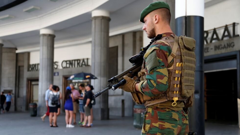 Нападателят от гарата в Брюксел бил 37-годишен мароканец