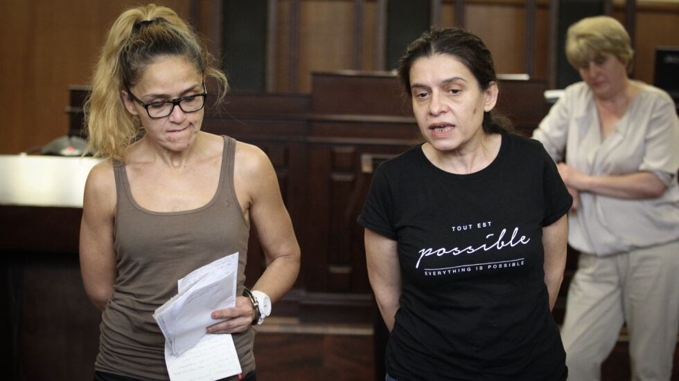 Десислава Иванчева и Биляна Петрова излизат под домашен арест 