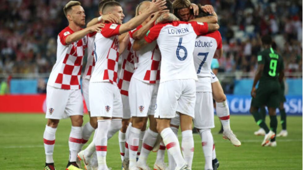 Две груби нигерийски грешки подариха победата на Хърватия (ГАЛЕРИЯ)