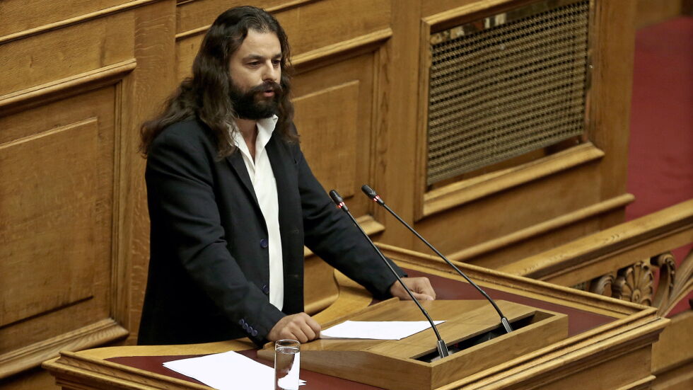 Гръцката полиция арестува депутата от „Златна зора”, който призова за военен преврат