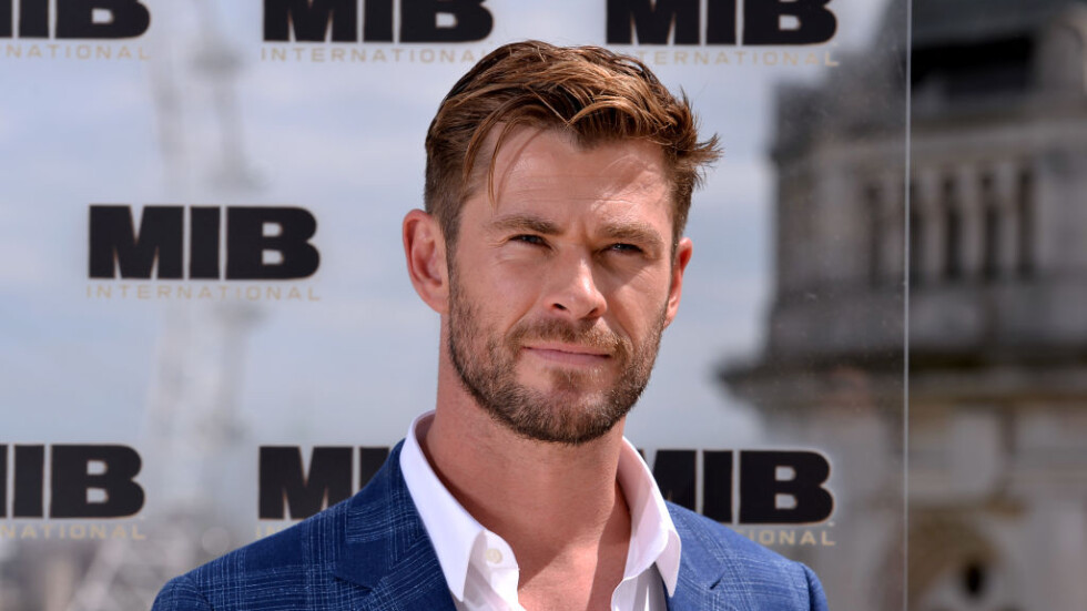  Крис Хемсуърт изоставя блясъка на Холивуд поради фамилията си 