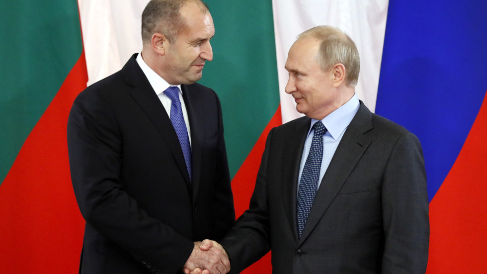 Радев към Путин: Русия има място в строежа на АЕЦ „Белене”