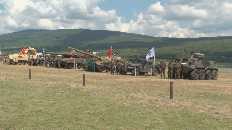 "Ответен удар - 2019" приключва в Ново село, но военните учения продължават