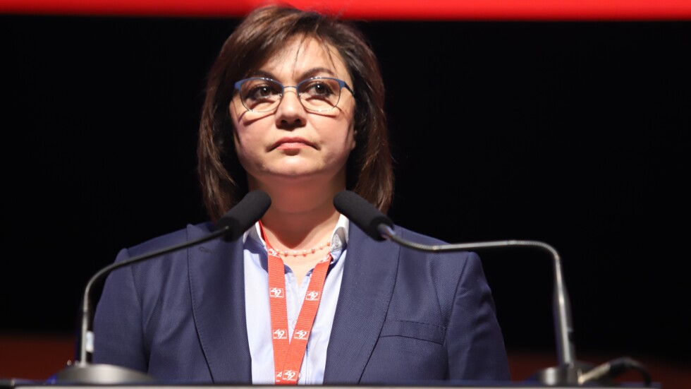 Обрат на червения конгрес: Корнелия Нинова продължава да води БСП (ОБЗОР)