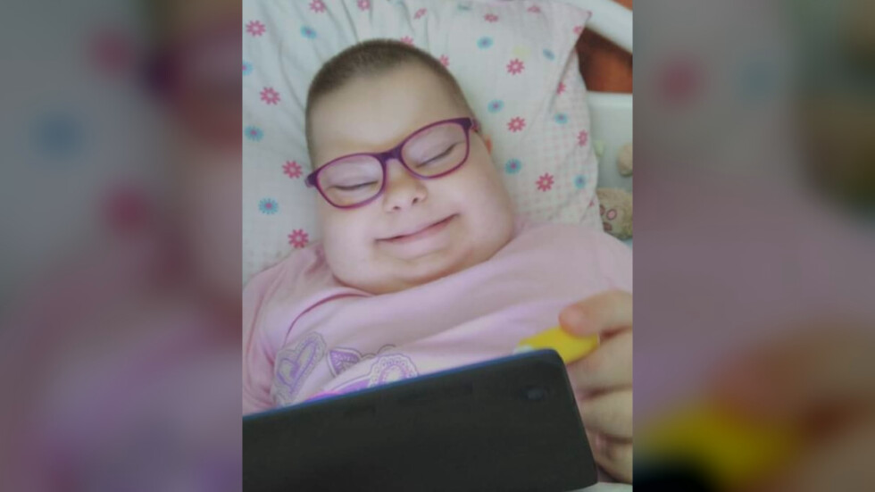 Почина 6-годишната Мария след тежка борба с левкемията 