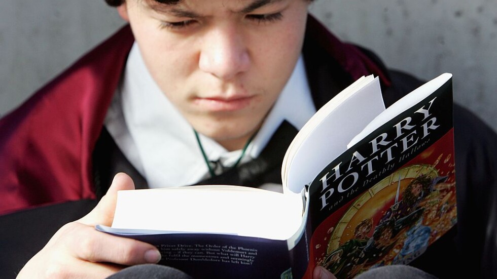 23 години „Хари Потър“ и 23 изумителни факта за най-продаваните романи на света