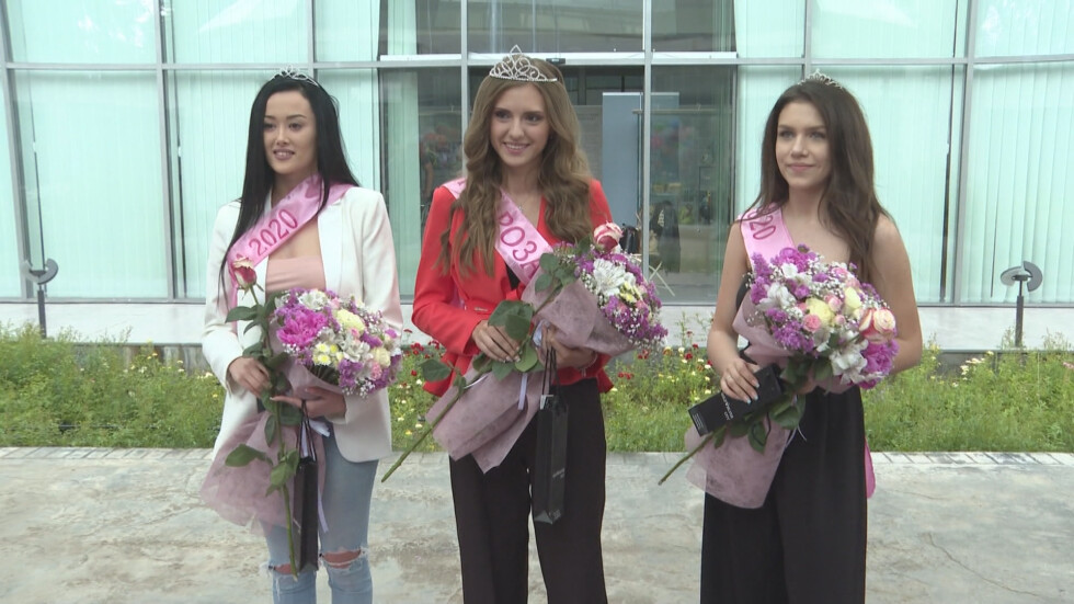 Новата „Царица Роза“: Победителка е 18-годишна ученичка от Природо-математическата гимназия "Никола Обрешков" 